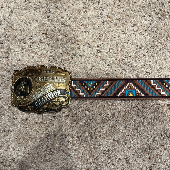 Buckle and belt - Picture 2 of 3